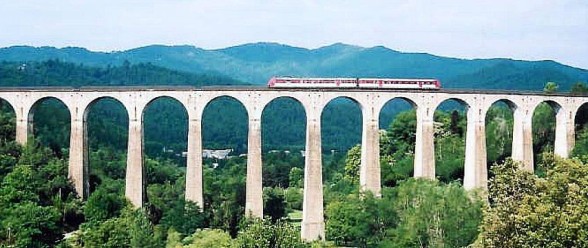 The Chamborigaud viaduct - Walking Cevennes by Rail