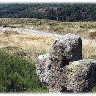Stone cross en route - Best of The Regordane Way